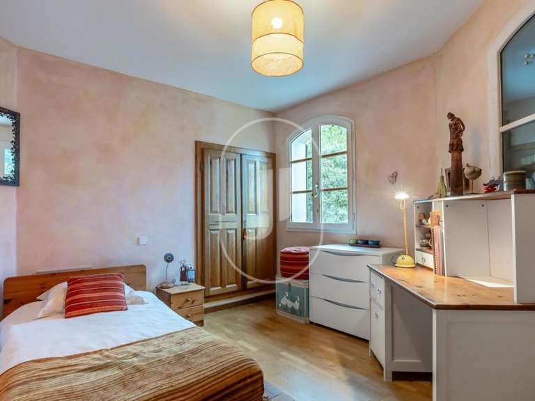 Villa Carpentras - 4 chambres - 191m²