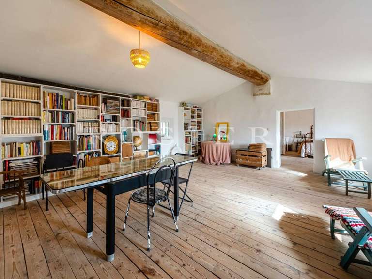 Villa Carpentras - 2 chambres - 202m²