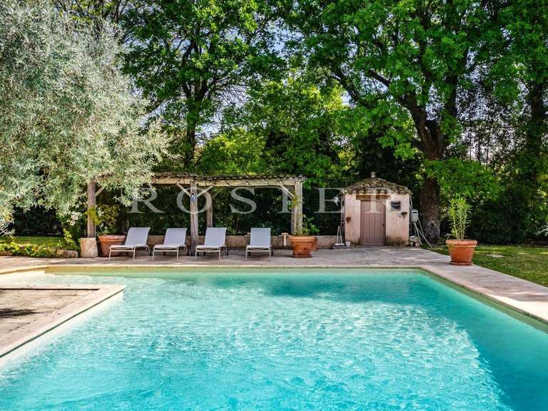 Villa Carpentras - 5 chambres - 272m²