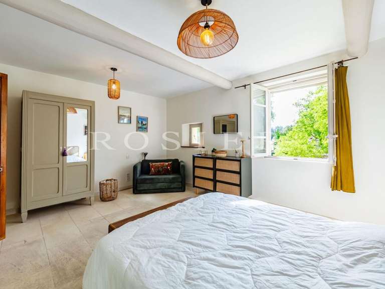 Villa Carpentras - 5 chambres - 272m²