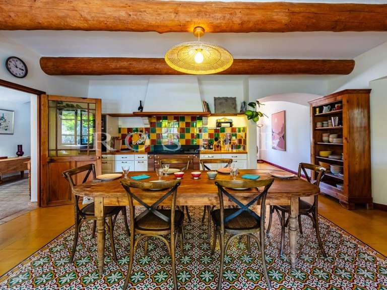 Villa Carpentras - 5 chambres - 272m²