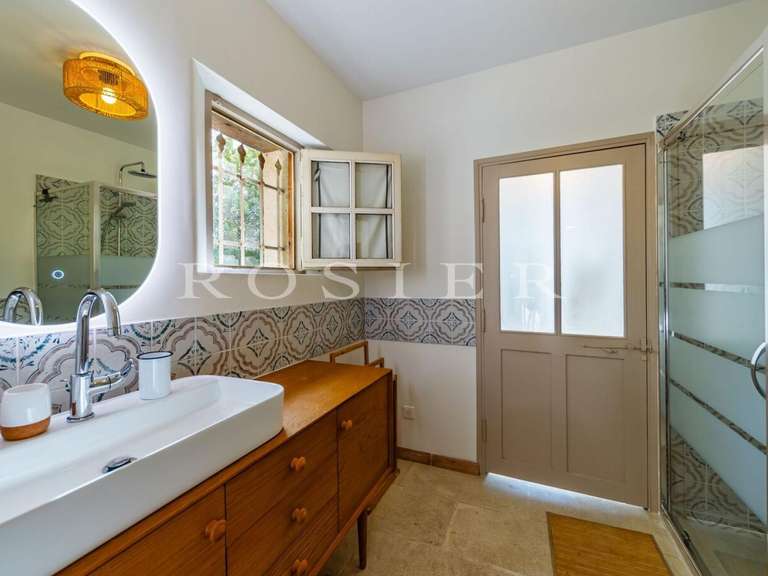 Villa Carpentras - 5 chambres - 272m²