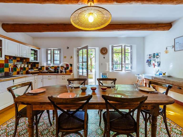 Villa Carpentras - 5 chambres - 272m²