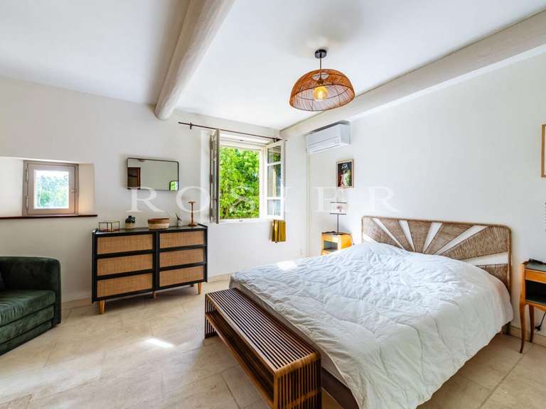 Villa Carpentras - 5 chambres - 272m²