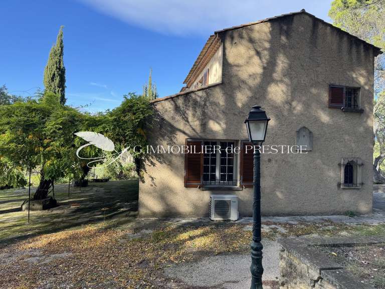 Villa Carpentras - 4 chambres - 200m²