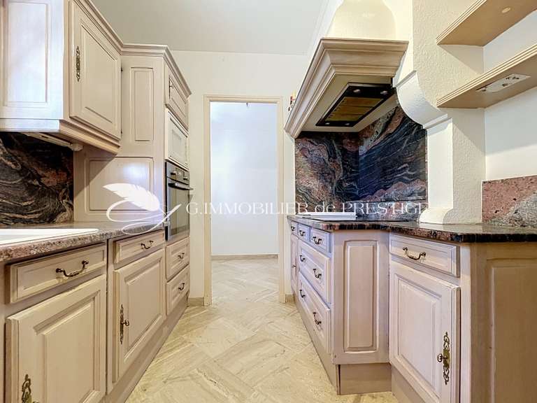 Villa Carpentras - 4 chambres - 200m²