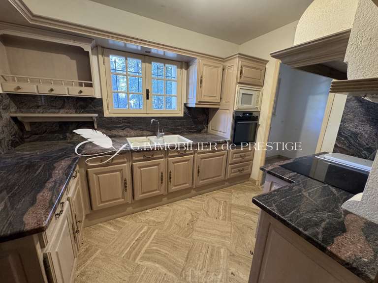 Villa Carpentras - 4 chambres - 200m²