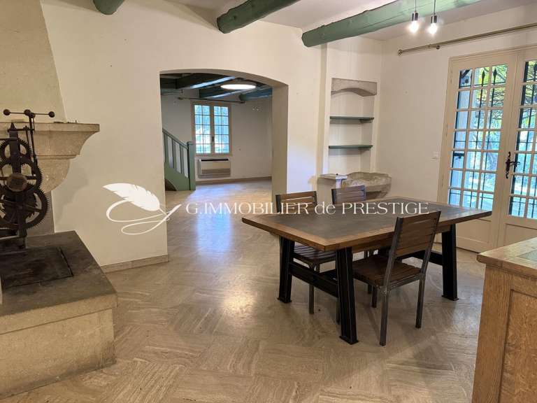 Villa Carpentras - 4 chambres - 200m²