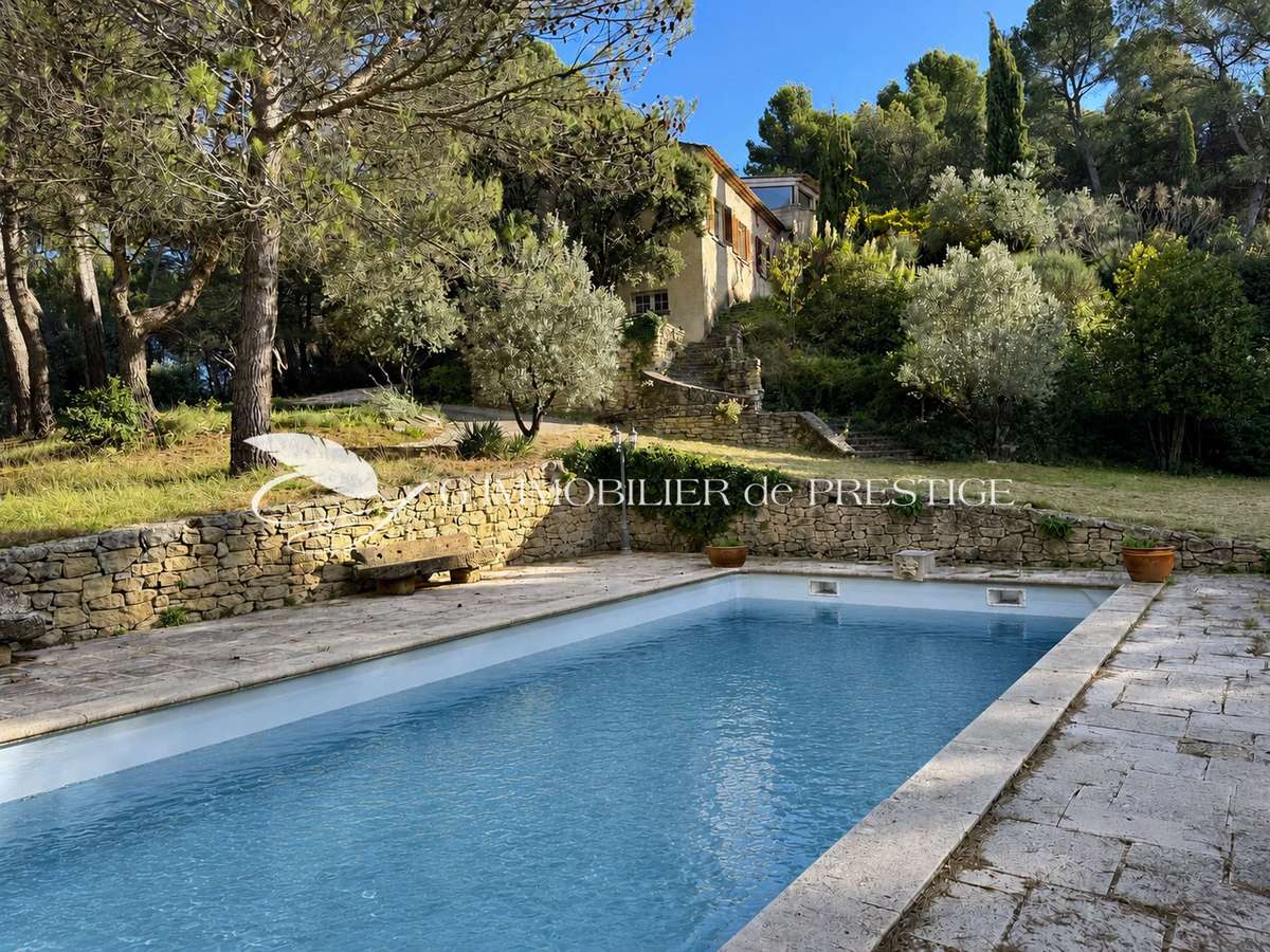 Villa Carpentras