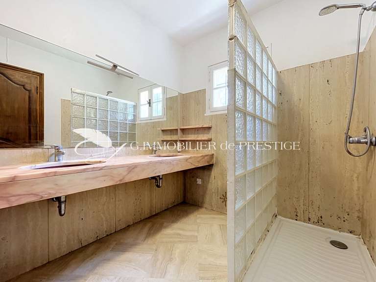 Villa Carpentras - 4 chambres - 200m²