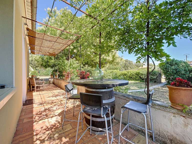 Villa Carpentras - 5 chambres - 162m²