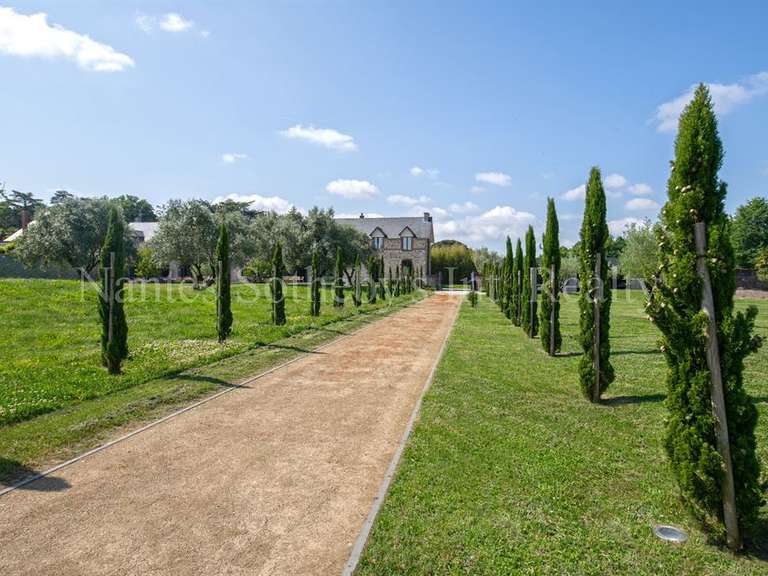 Maison Carquefou - 5 chambres - 447m²