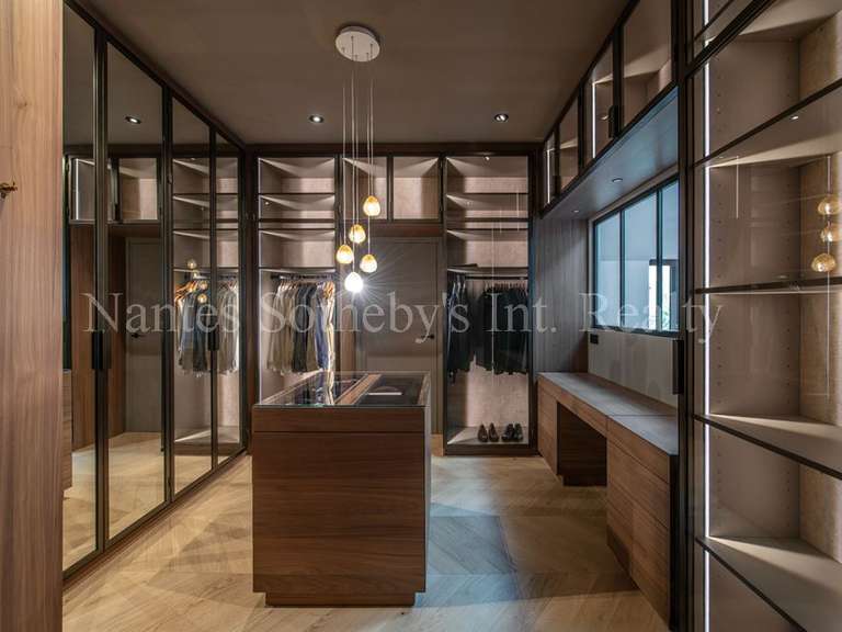 Maison Carquefou - 5 chambres - 447m²