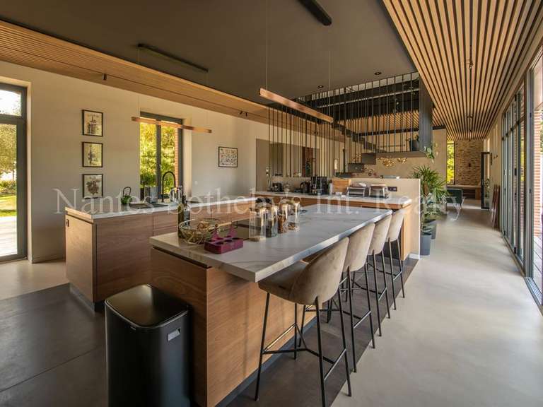 Maison Carquefou - 5 chambres - 447m²