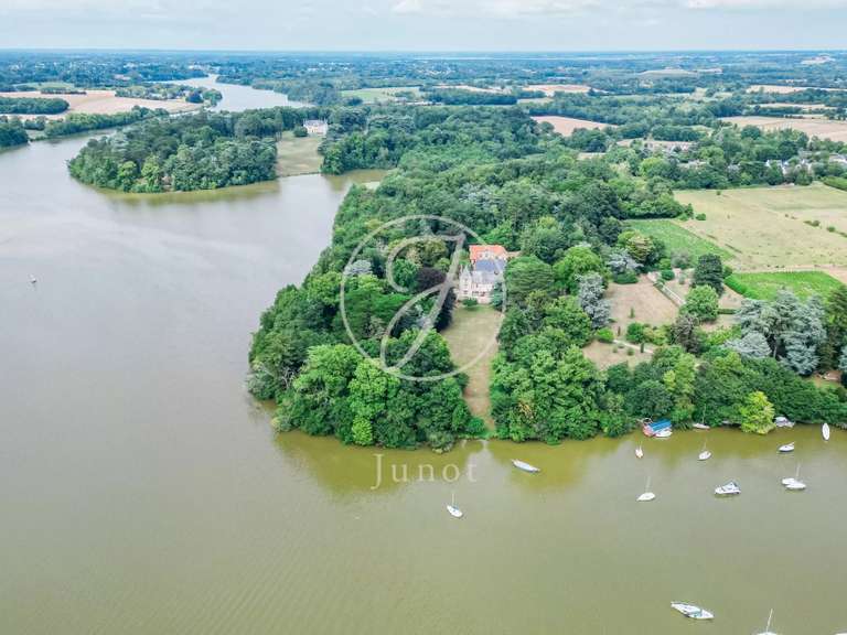 Maison Carquefou - 7 chambres - 650m²