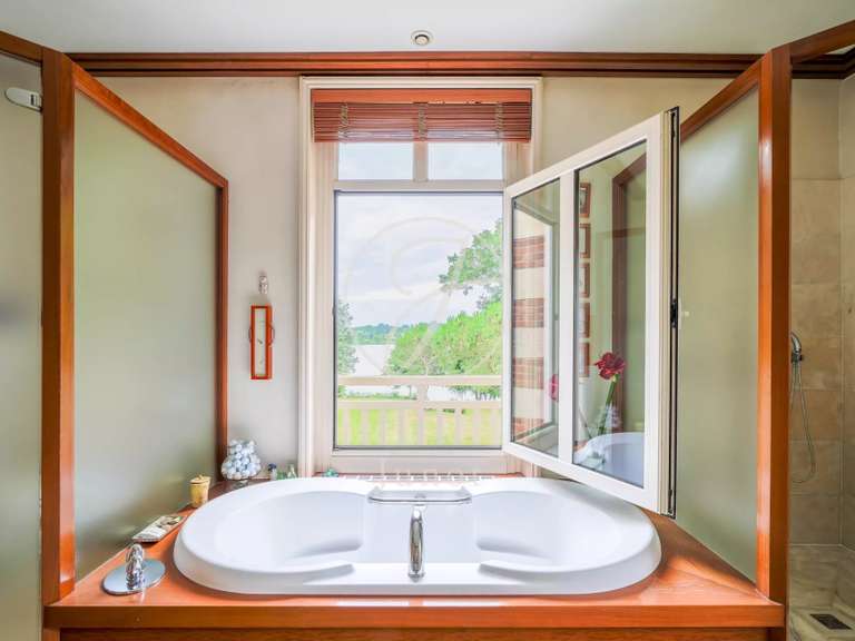 Maison Carquefou - 7 chambres - 650m²