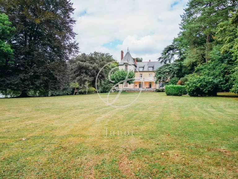 Maison Carquefou - 7 chambres - 650m²