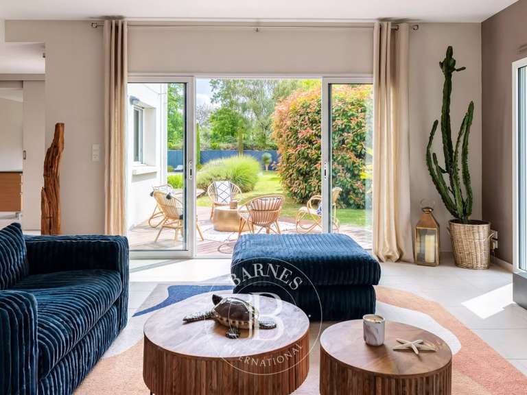Maison Carquefou - 6 chambres - 228m²