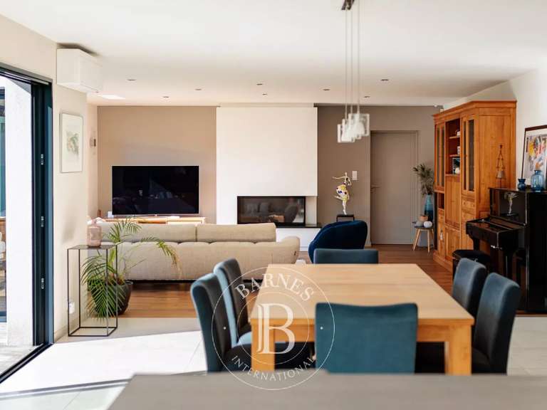 Maison Carquefou - 7 chambres - 227m²