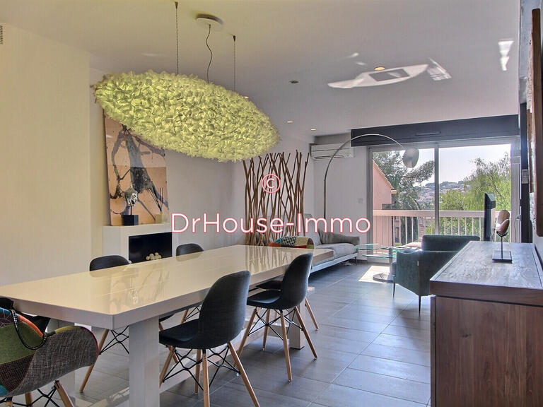 Appartement Carqueiranne - 3 chambres - 96m²