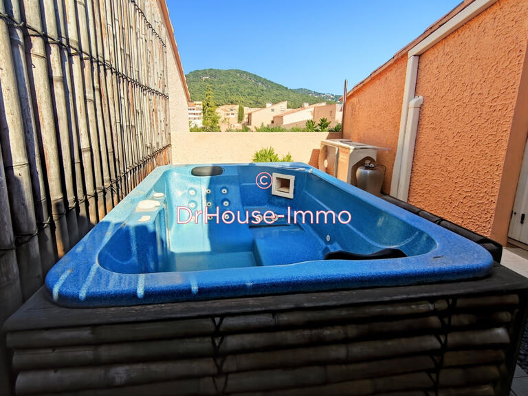 Apartment Carqueiranne - 3 bedrooms - 96m²