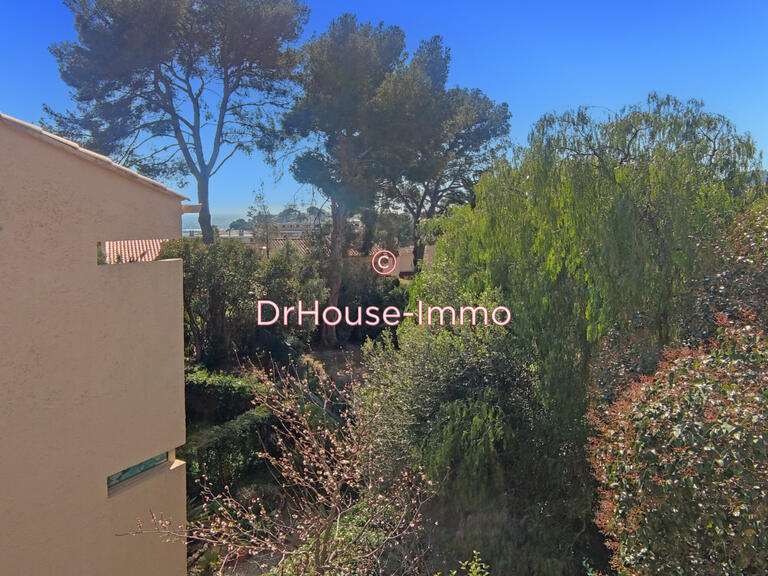 Appartement Carqueiranne - 3 chambres - 96m²
