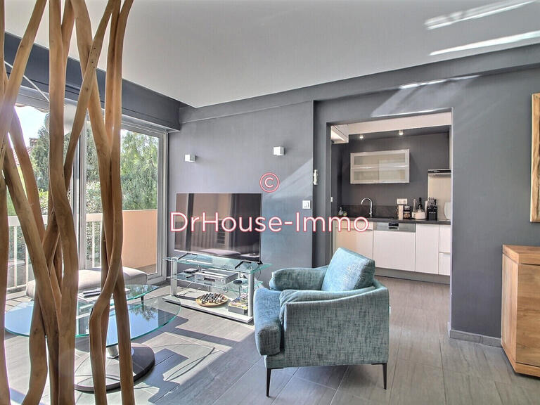 Appartement Carqueiranne - 3 chambres - 96m²
