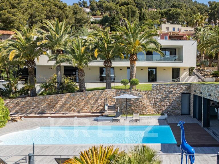 Maison Carqueiranne - 5 chambres - 397m²