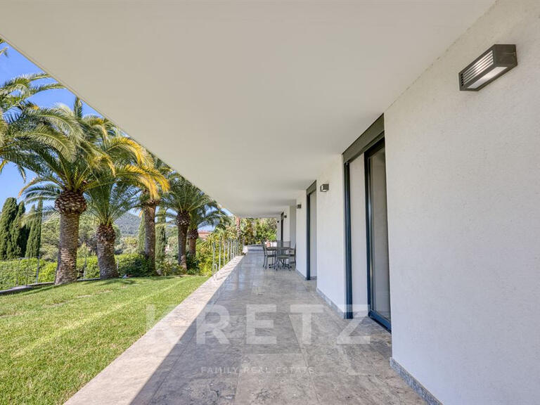 Maison Carqueiranne - 5 chambres - 397m²