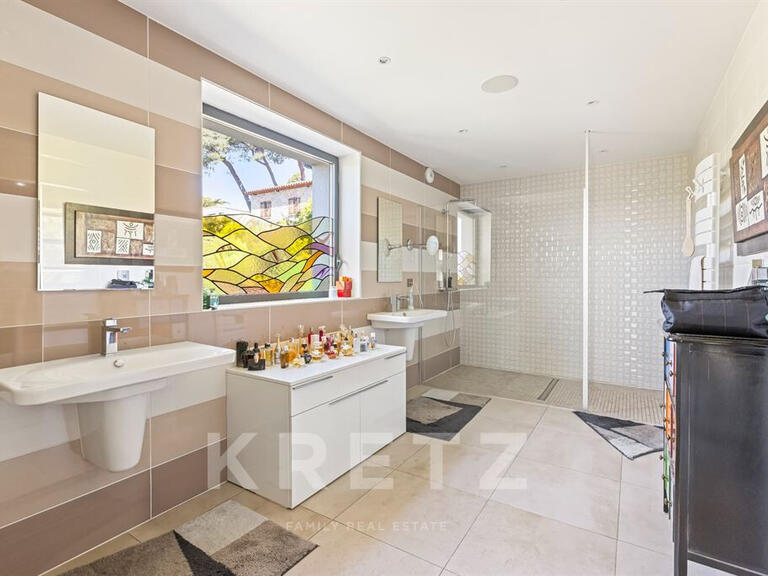 Maison Carqueiranne - 5 chambres - 397m²