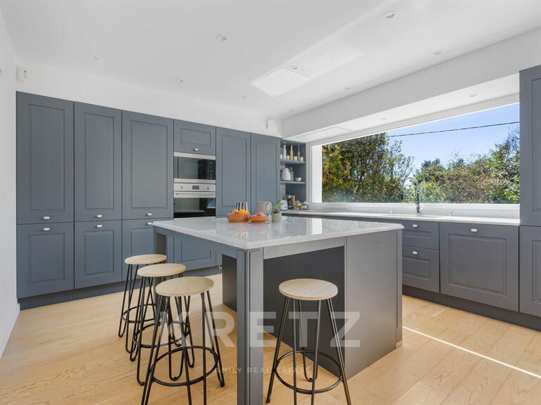 Maison Carqueiranne - 9 chambres - 325m²