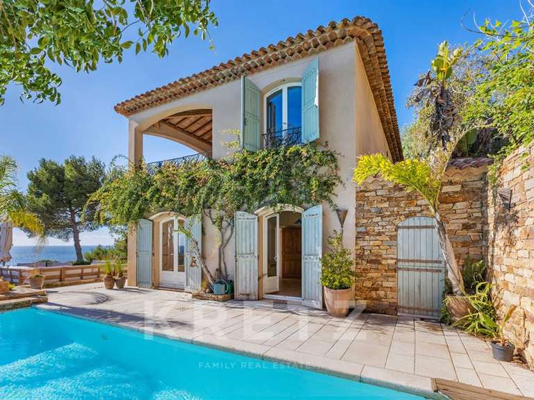 Maison avec Vue sur mer Carqueiranne - 5 chambres - 225m²