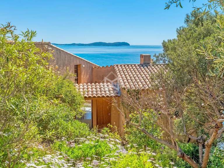 Maison Carqueiranne - 4 chambres - 170m²