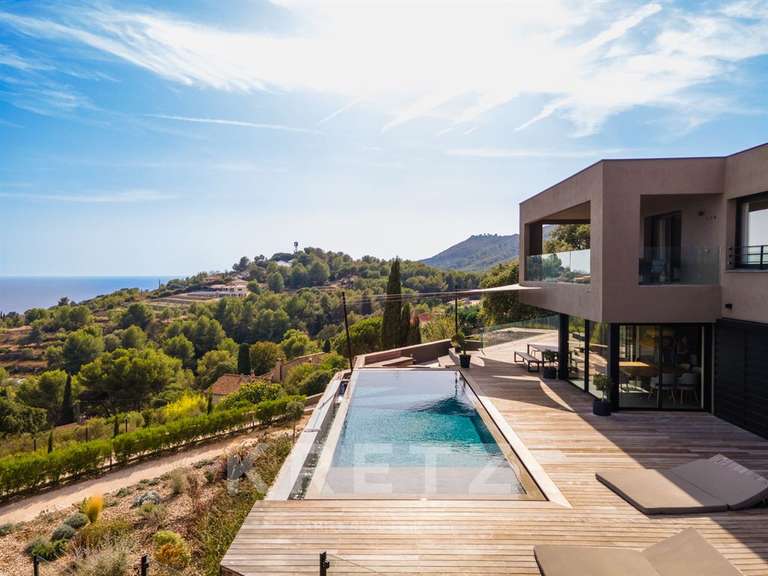 Maison avec Vue sur mer Carqueiranne - 5 chambres - 290m²