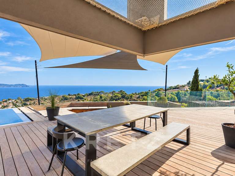 Maison avec Vue sur mer Carqueiranne - 5 chambres - 290m²