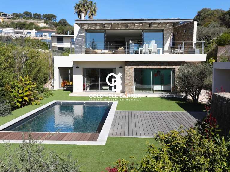 Villa Carqueiranne - 5 bedrooms - 305m²