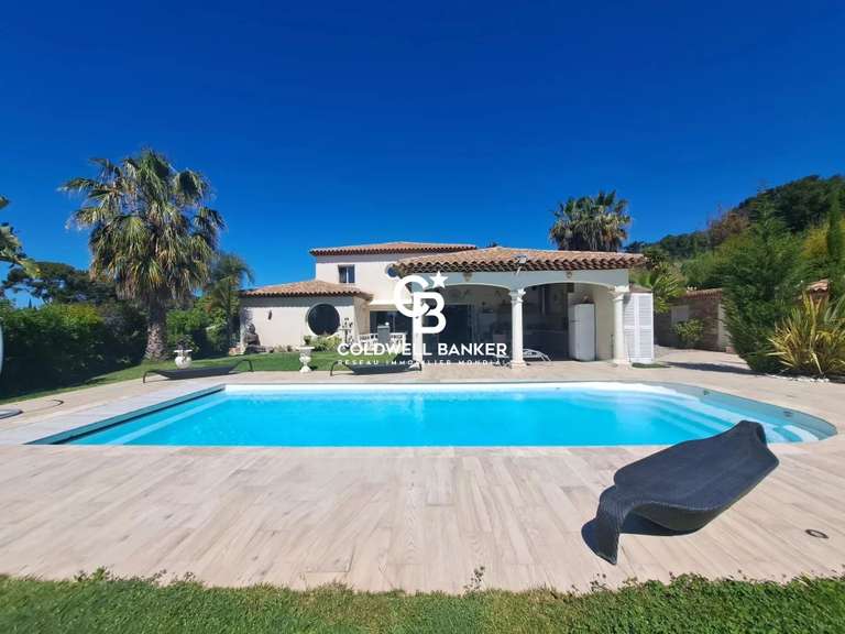 Villa Carqueiranne - 4 bedrooms - 280m²