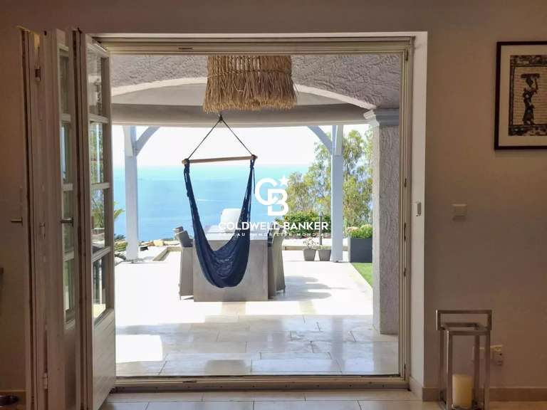 Villa with Sea view Carqueiranne - 4 bedrooms - 182m²