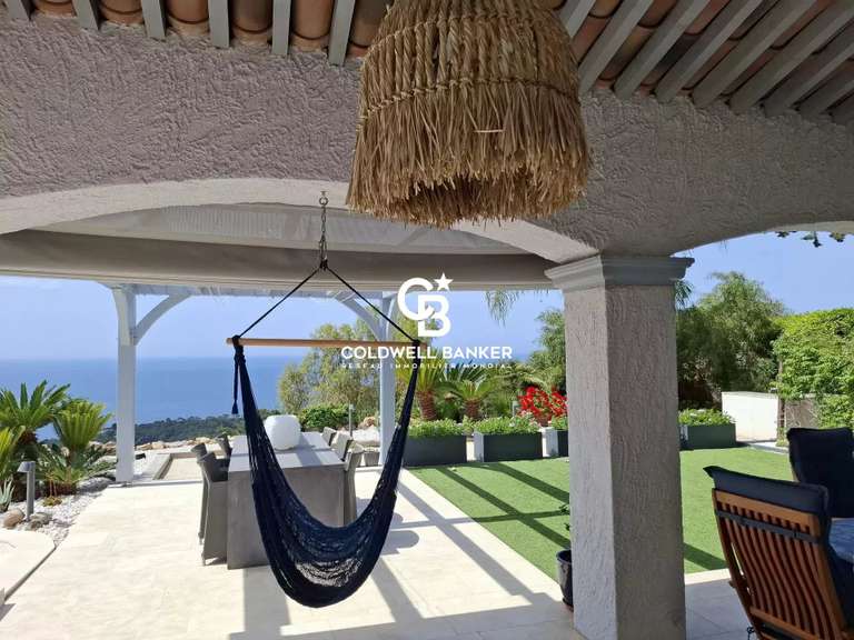 Villa with Sea view Carqueiranne - 4 bedrooms - 182m²