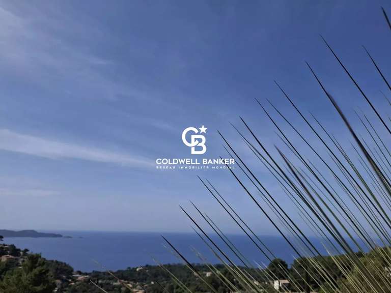 Villa with Sea view Carqueiranne - 4 bedrooms - 182m²