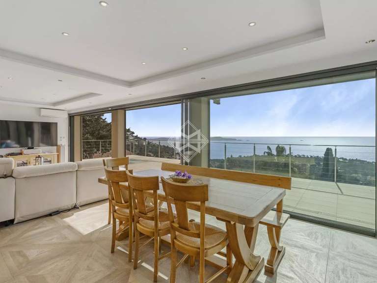Villa with Sea view Carqueiranne - 6 bedrooms - 231m²