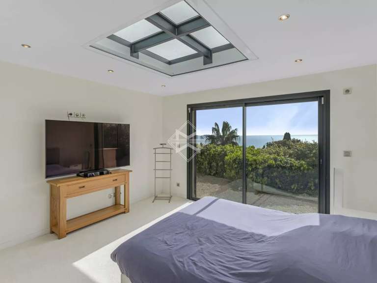 Villa with Sea view Carqueiranne - 6 bedrooms - 231m²