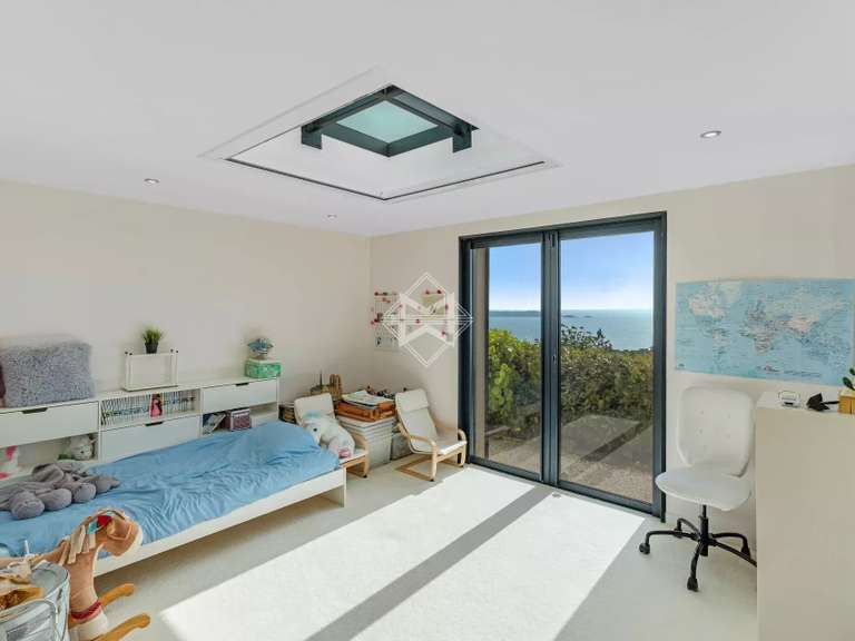 Villa with Sea view Carqueiranne - 6 bedrooms - 231m²