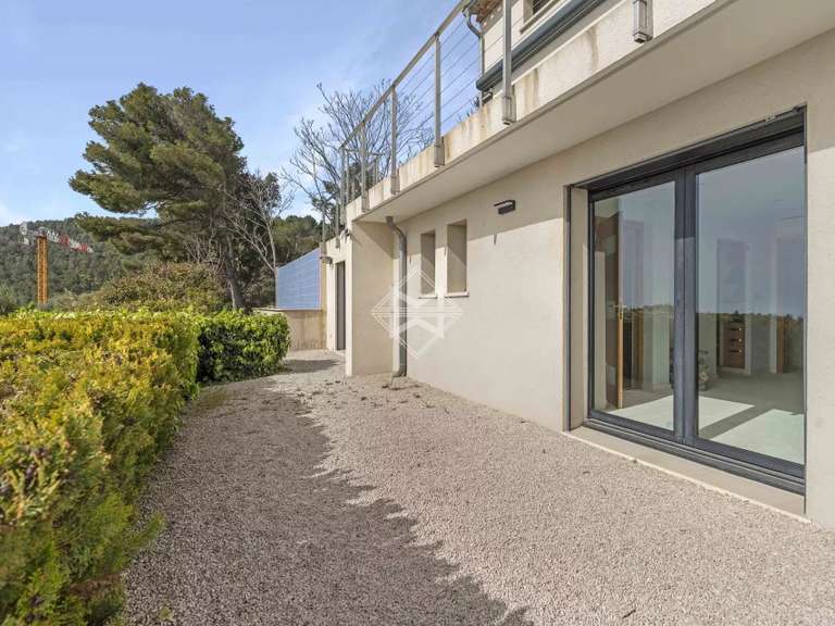 Villa with Sea view Carqueiranne - 6 bedrooms - 231m²