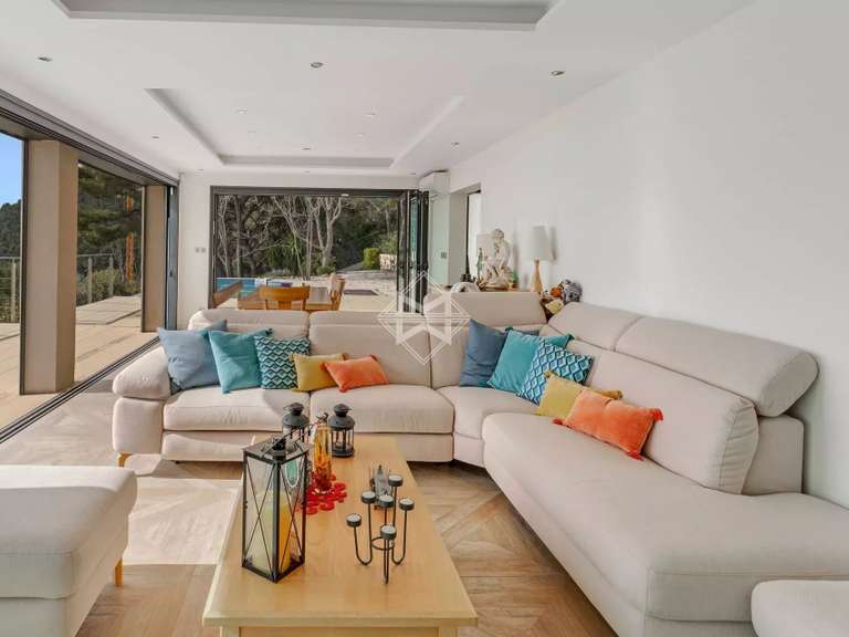 Villa with Sea view Carqueiranne - 6 bedrooms - 231m²