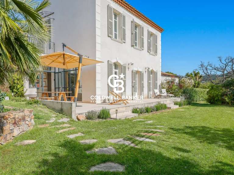 Villa Carqueiranne - 6 chambres - 233m²