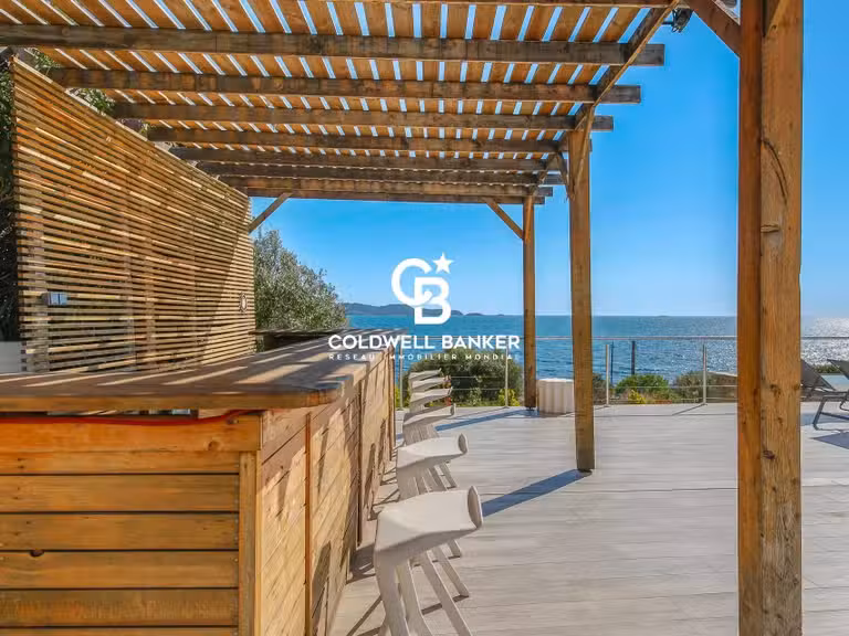 Villa avec Vue sur mer Carqueiranne - 5 chambres - 202m²