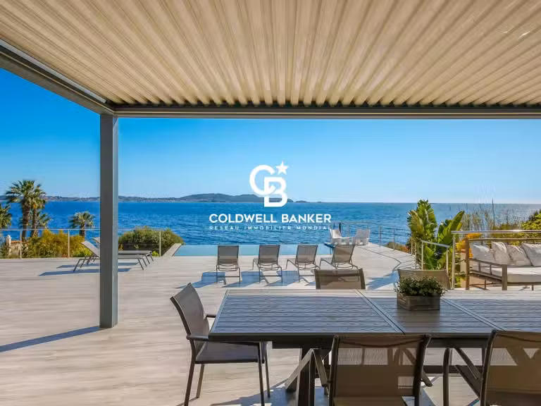Villa avec Vue sur mer Carqueiranne - 5 chambres - 202m²