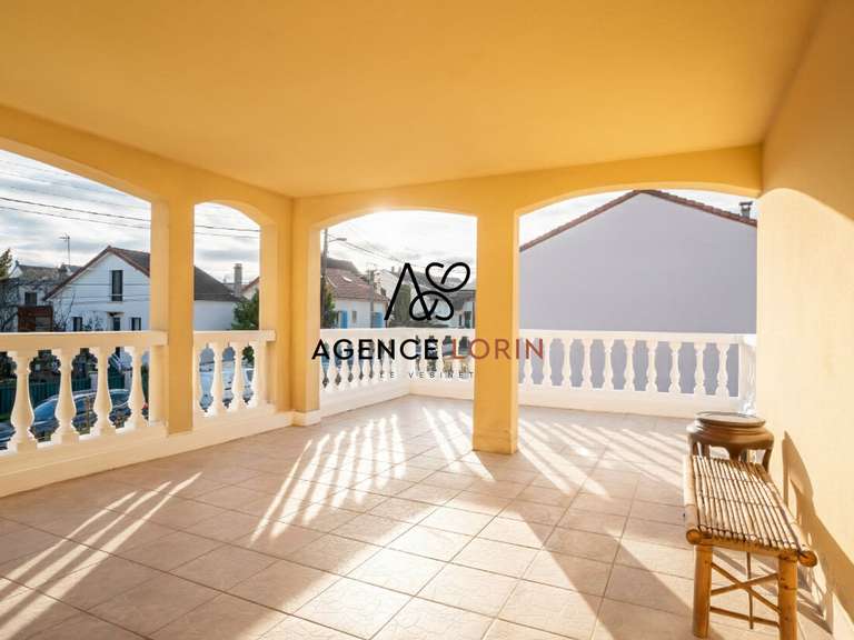 Maison Carrières-sur-Seine - 5 chambres - 310m²