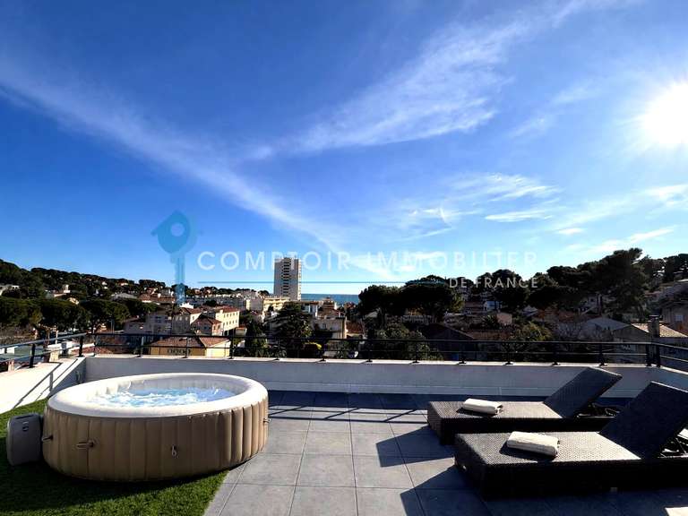 Appartement Carry-le-Rouet - 2 chambres - 77m²